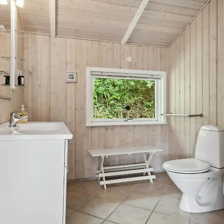 Awesome In Juelsminde With Kitchen Tatil Evi