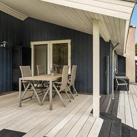 Awesome In Juelsminde With Kitchen